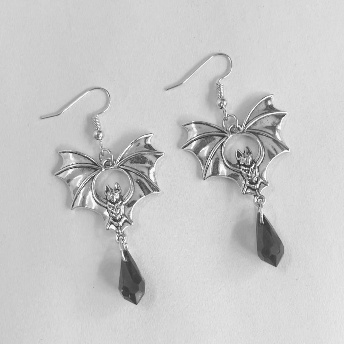 Wholesale Diablo Gothic Punk Style Black Bat Red Crystal Earrings Ladies Halloween